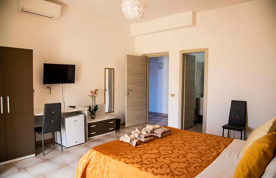 Blu Mare Lampedusa Bed And Breakfast-1